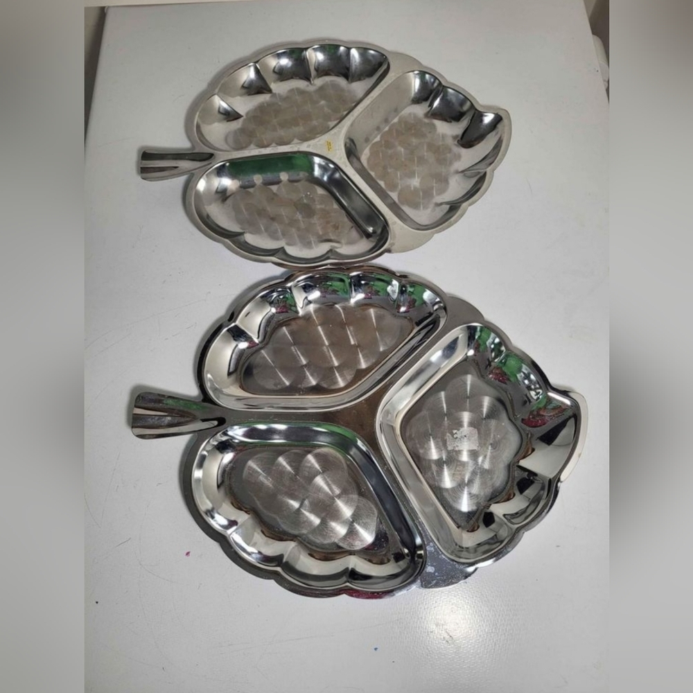 Vintage  #Stainless Divided  Shape #leaf #Plates set of 2